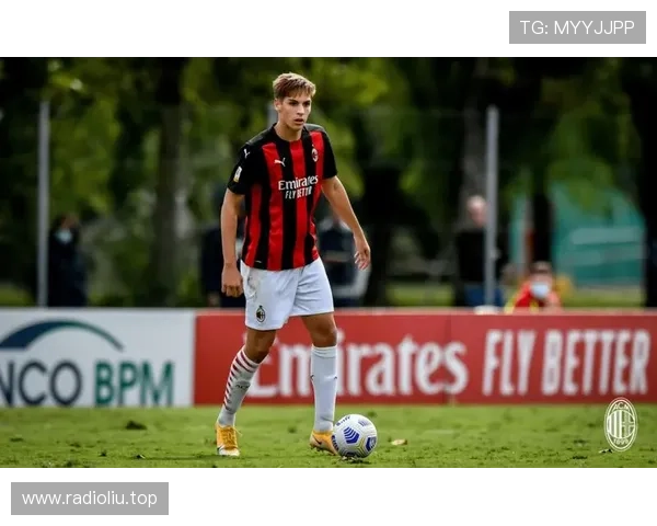 科莫1200万欧签18岁拉赫多